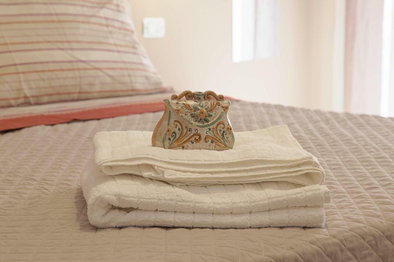 Le Maioliche Bed & Breakfast Agrigento Bagian luar foto